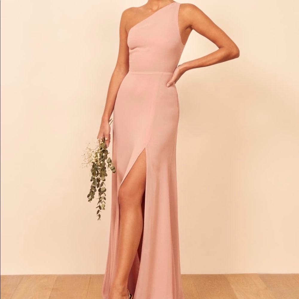 A beautiful blush color dress. Worn only once! Great condition.
